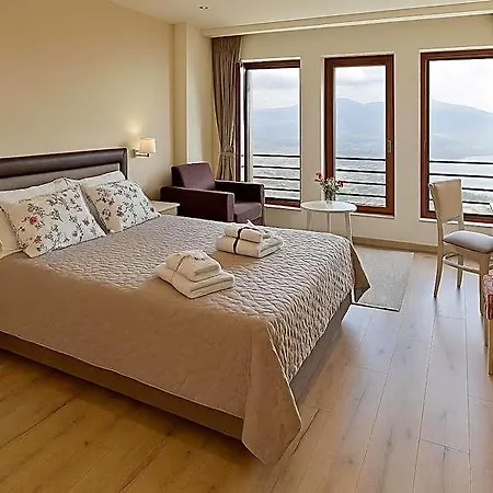 Hotel Arktos 3*